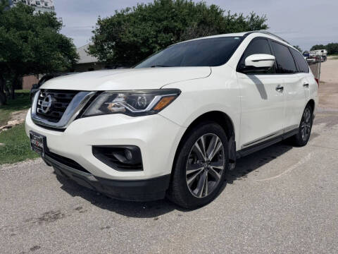2017 Nissan Pathfinder Platinum