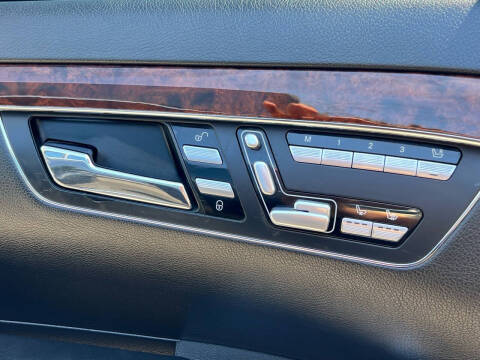 2012 Mercedes-Benz S-Class S 550