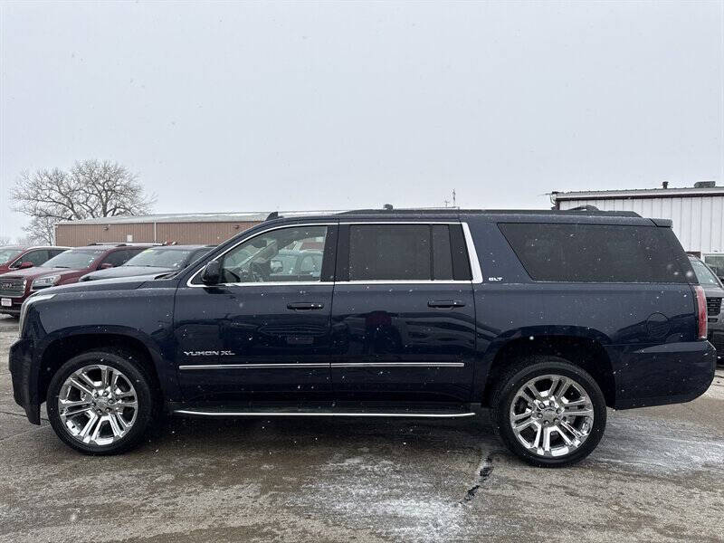 2017 GMC Yukon XL SLT