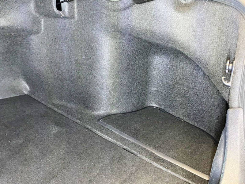 2022 Toyota Camry Hybrid XLE