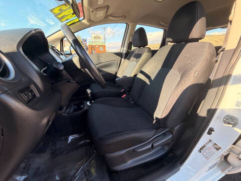 2016 Nissan Versa Note SV