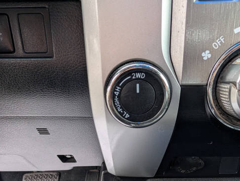 2015 Toyota Tundra SR5