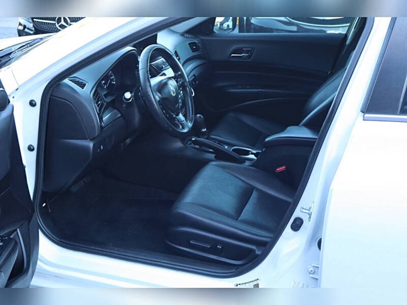 2016 Acura ILX w/Tech