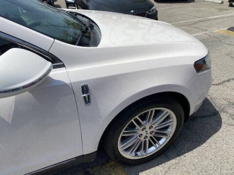 2019 Lincoln MKT Reserve