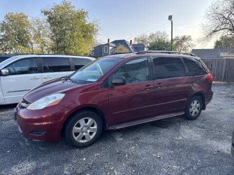 2007 Toyota Sienna LE 7-Passenger