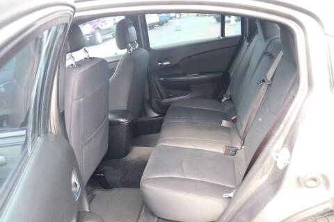 2013 Chrysler 200 Touring