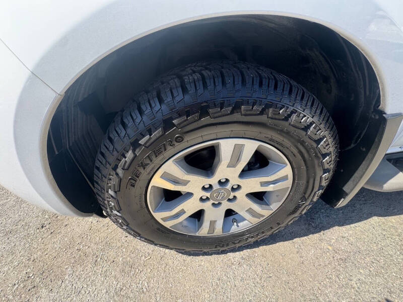 2010 Nissan Pathfinder SE