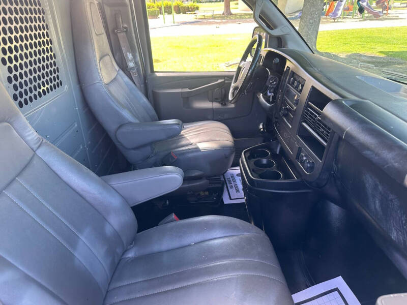 2018 Chevrolet Express 2500