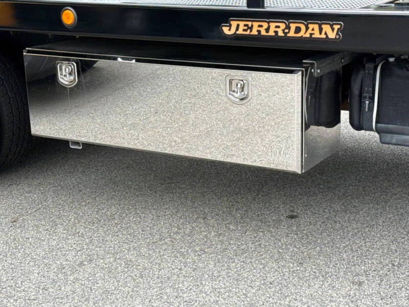 2022 Ford F-600 Super Duty