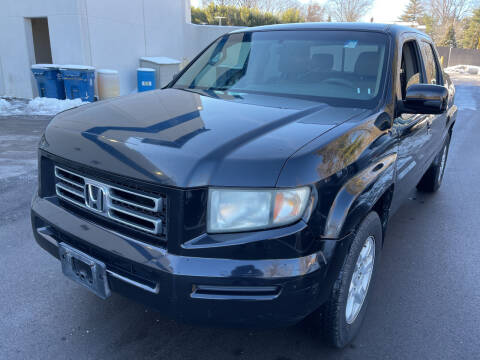 2006 Honda Ridgeline for sale at Best Deal Motors in Saint Charles MO