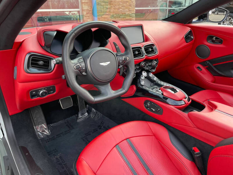 2021 Aston Martin Vantage