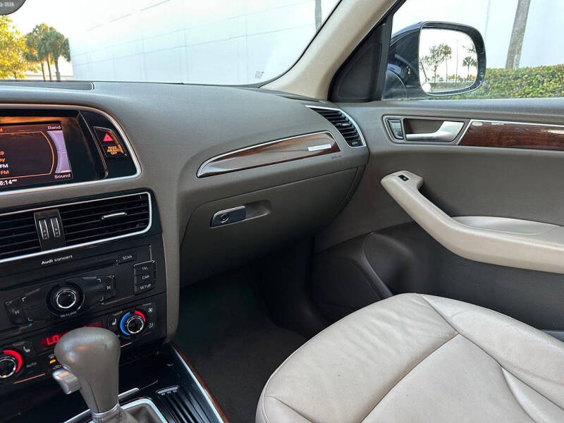 2012 Audi Q5 2.0T quattro Premium Plus