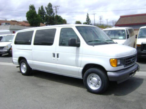 2004 Ford E-Series E-150 XL
