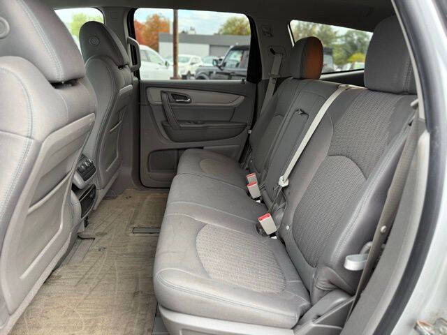 2017 Chevrolet Traverse LS