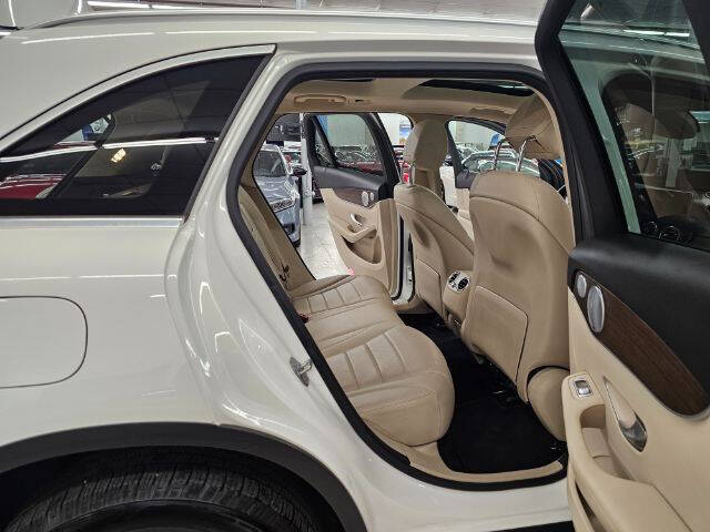 2020 Mercedes-Benz GLC GLC 300 4MATIC