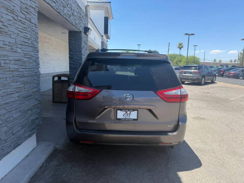 2017 Toyota Sienna