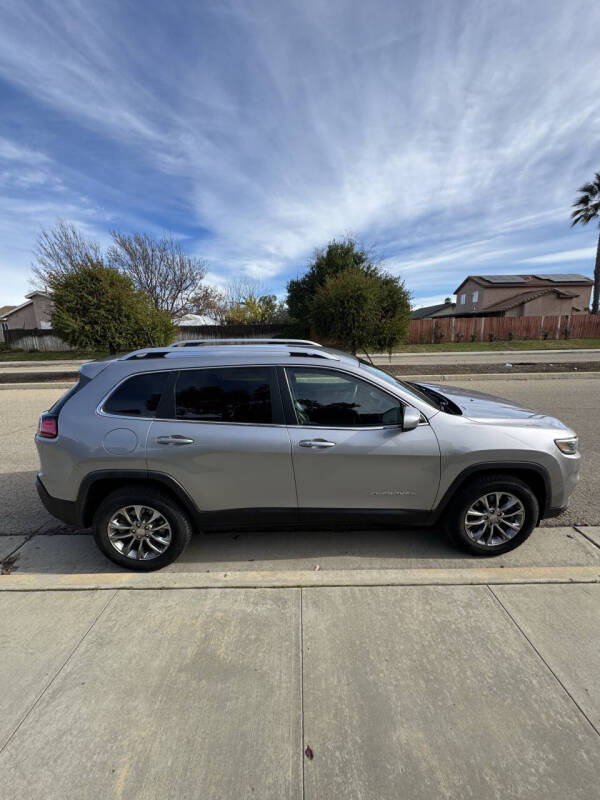 2019 Jeep Cherokee Latitude Plus's photo