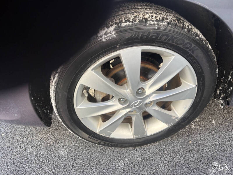 2014 Hyundai Accent SE