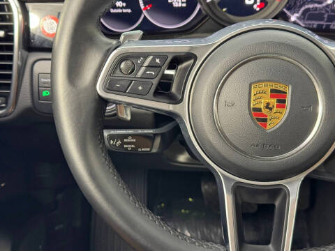 2022 Porsche Cayenne Coupe Platinum Edition