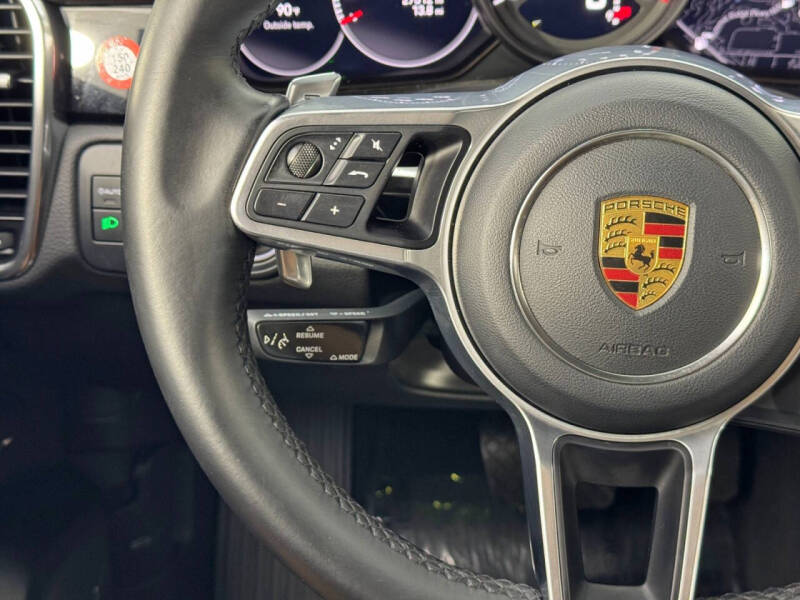 2022 Porsche Cayenne Coupe Platinum Edition