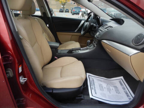 2011 Mazda MAZDA3 s Grand Touring