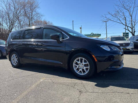 2017 Chrysler Pacifica Touring