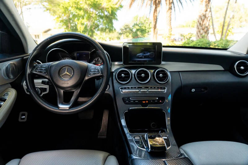 2015 Mercedes-Benz C-Class C 300