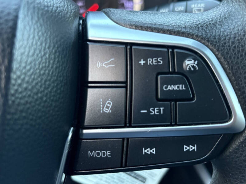 2020 Toyota Highlander L