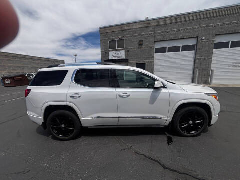 2017 GMC Acadia Denali