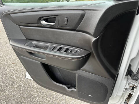 2016 GMC Acadia SLT-1