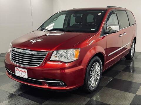 2013 Chrysler Town and Country for sale at Brunswick Auto Mart in Brunswick OH