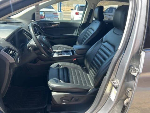 2023 Ford Edge