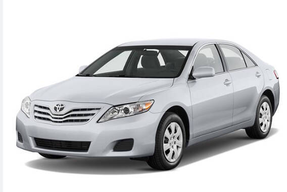 2009 Toyota Camry LE's photo