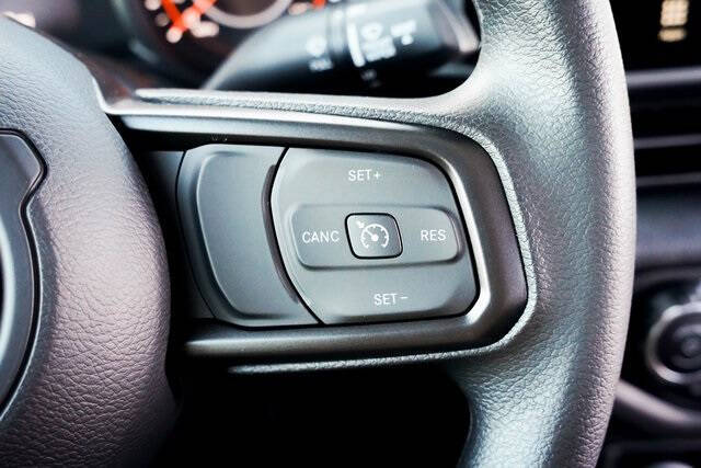 2025 Jeep Gladiator NightHawk