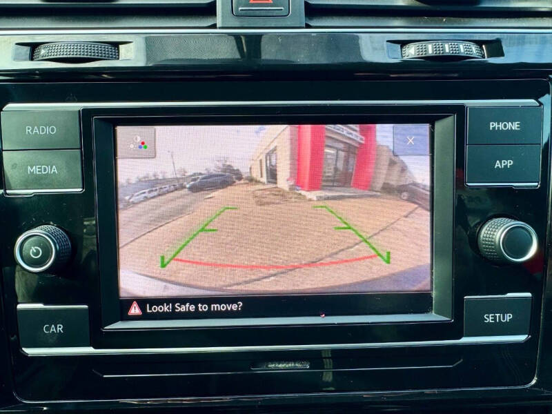 2018 Volkswagen Golf GTI S