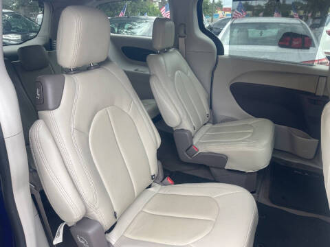 2019 Chrysler Pacifica Touring Plus