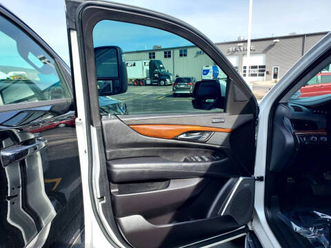 2020 Cadillac Escalade Luxury
