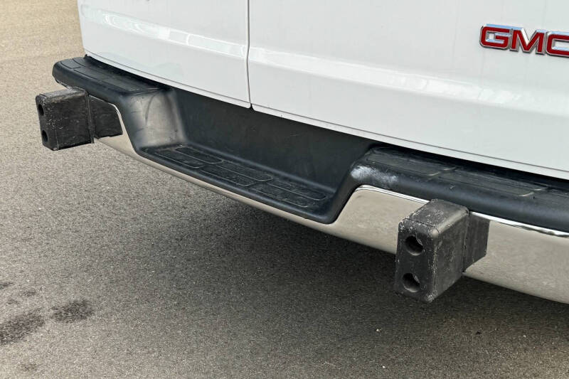 2022 GMC Savana 2500