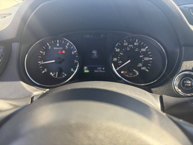 2020 Nissan Rogue SV