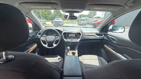 2018 GMC Acadia SLE-1