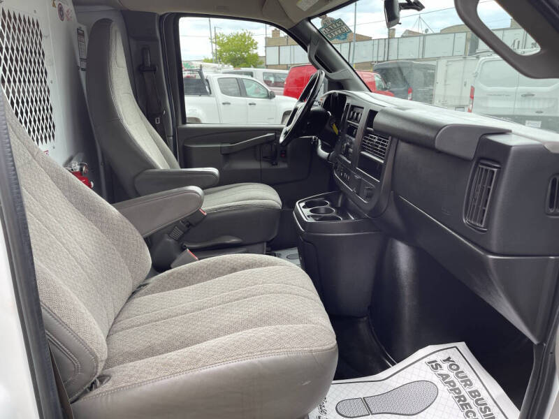 2018 GMC Savana 3500