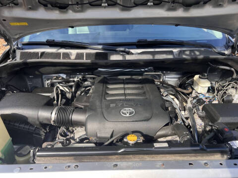 2015 Toyota Sequoia SR5