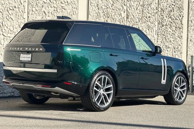 2025 Land Rover Range Rover P550e Autobiography