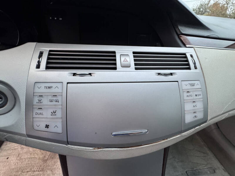 2008 Toyota Avalon XLS