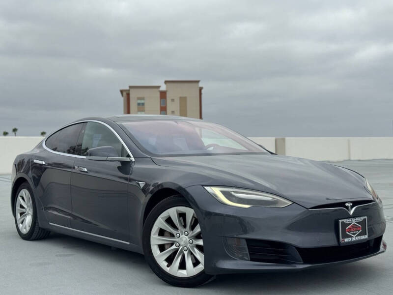 2016 Tesla Model S