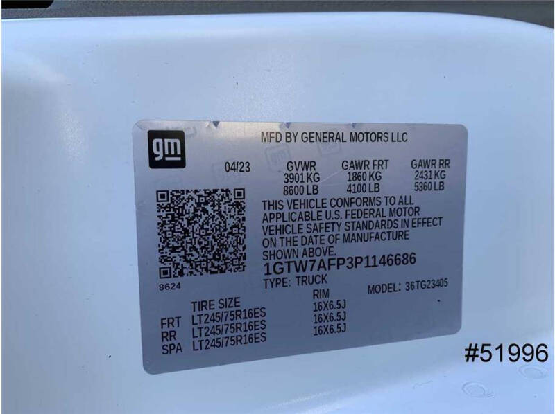 2023 GMC Savana 2500