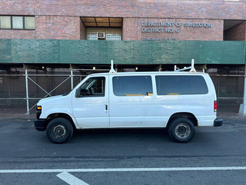 2014 Ford E-Series E-350 SD XL