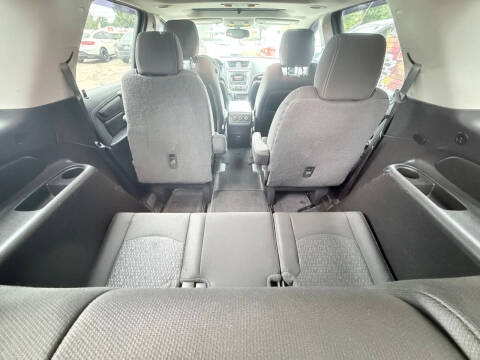 2016 GMC Acadia SLE-2