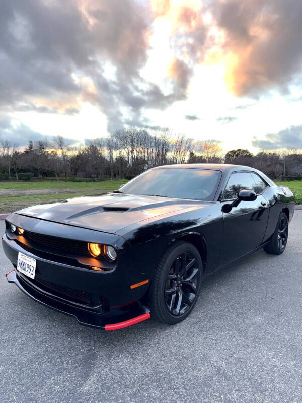 2021 Dodge Challenger SXT