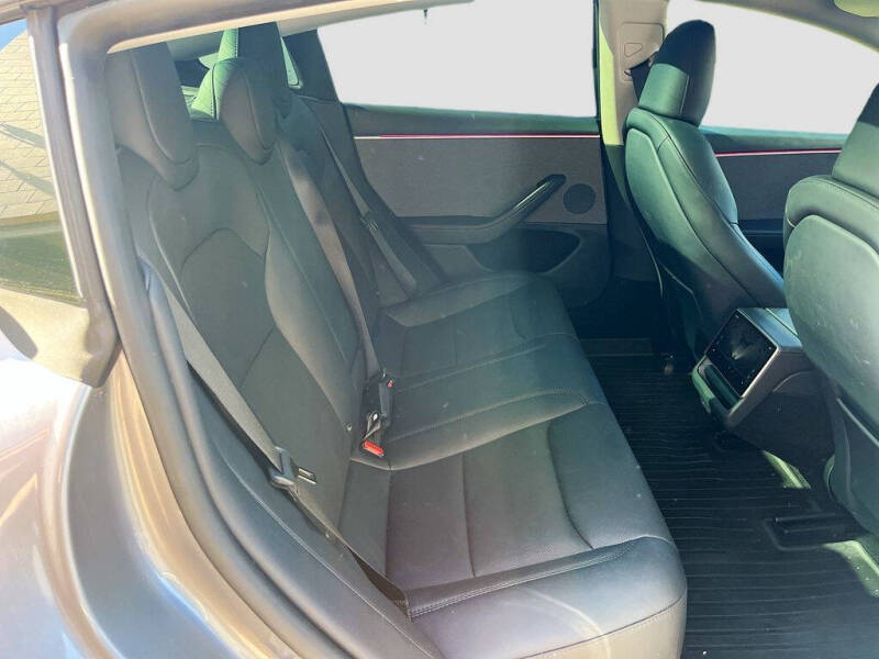 2025 Tesla Model 3 Long Range